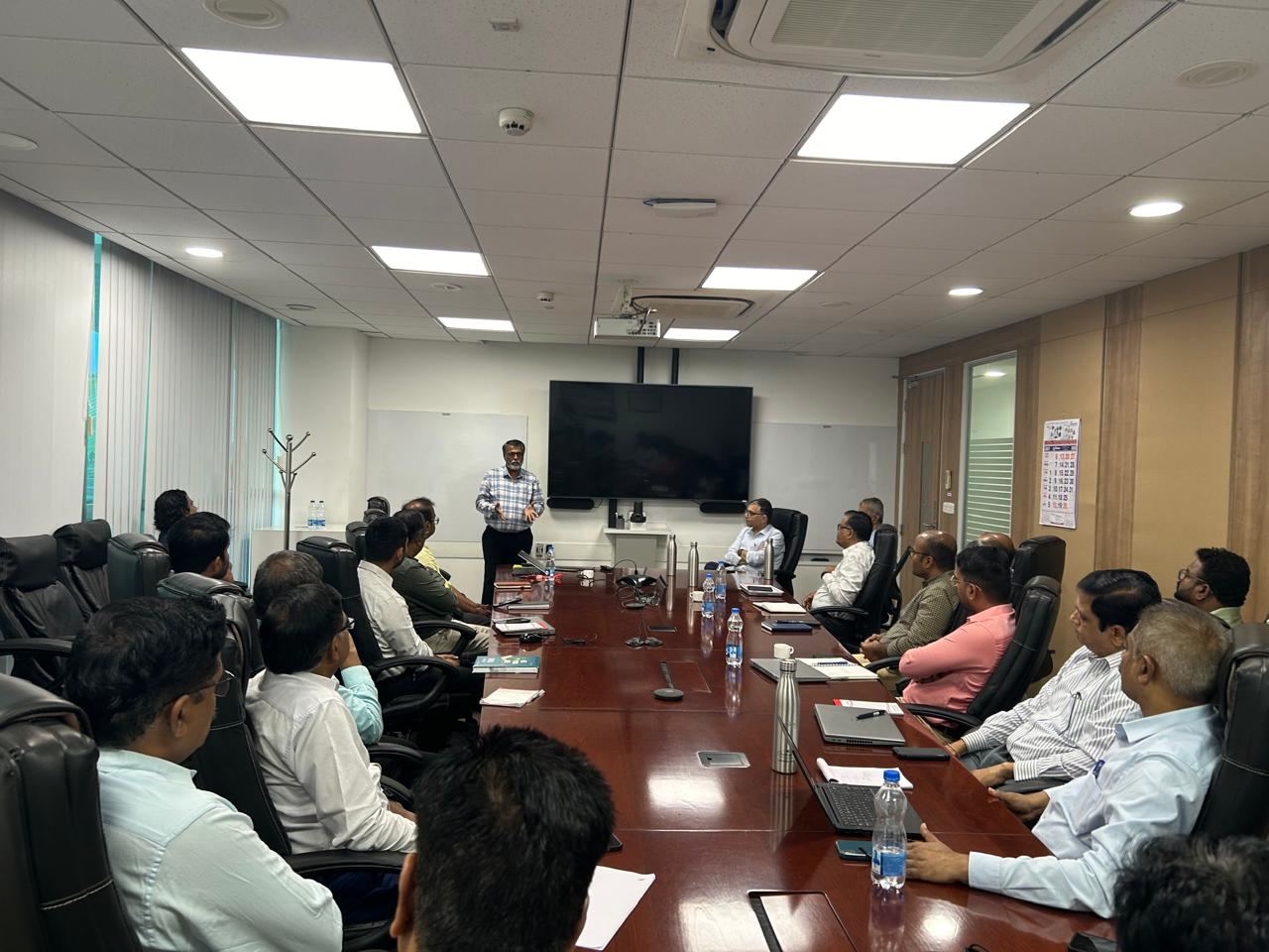 Boardroom leadership briefing